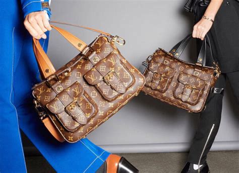 uma thurman louis vuitton|Louis Vuitton Has Relaunched the Manhattan Bag with a Whole .